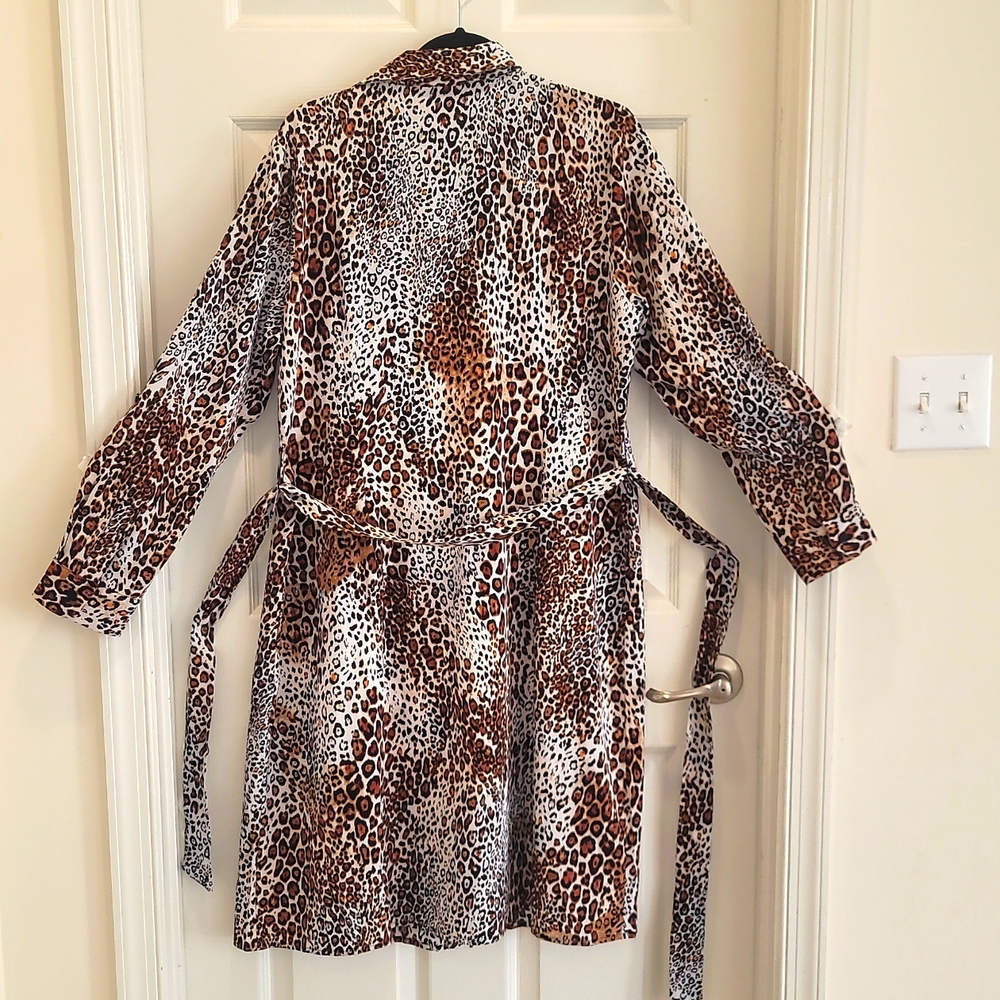 Leopard Print Shirtdress Business Casual Office Wear Resort wear elegant wear - Picture 4 of 9